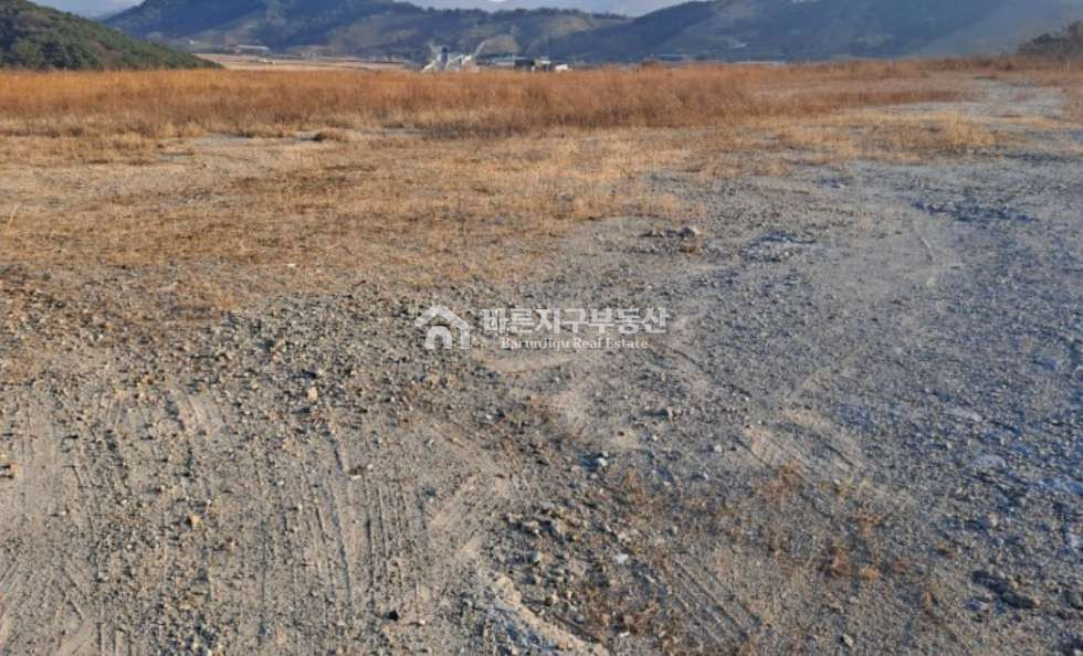 경남 김해시 진영읍 본산리 김해 공업지 공장부지 및 물류창고 부지로 진영읍 본산리 산업단지 매매 매물번호 10050 사진 1